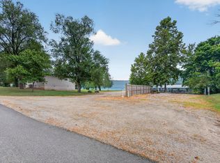 375 B Edgewater Beach Circle, Forsyth, MO 65653