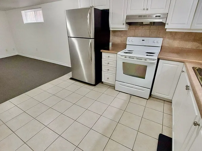 28 Gorman Park Rd #LOWER — Photo 4