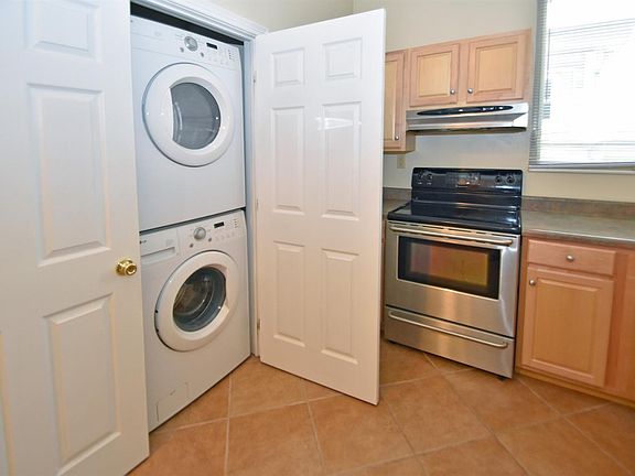 5th image of 313 McGregor Ave #2