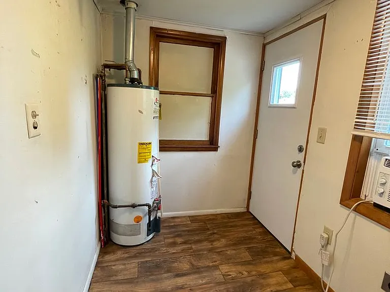 504 Chestnut St — Photo 17