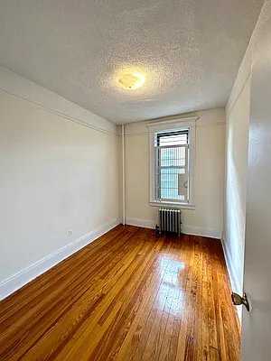 Rented by LRGNY Group, Inc. | media 4