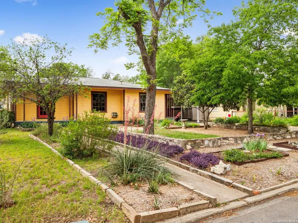 210 Brees Blvd, San Antonio, TX 78209