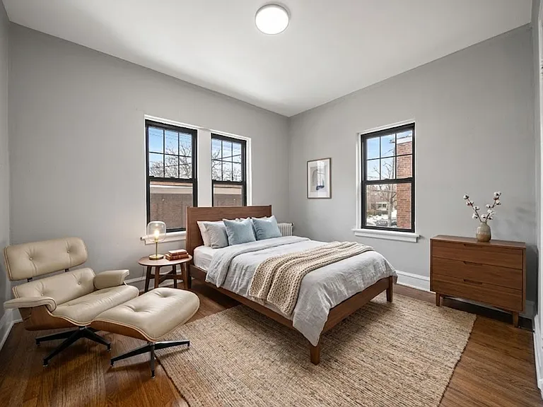 Bella Casa Apartments — Photo 55