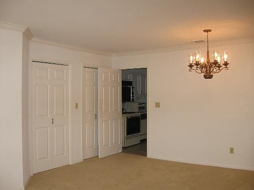 3rd image of 2611 Eisenhauer Rd #1508