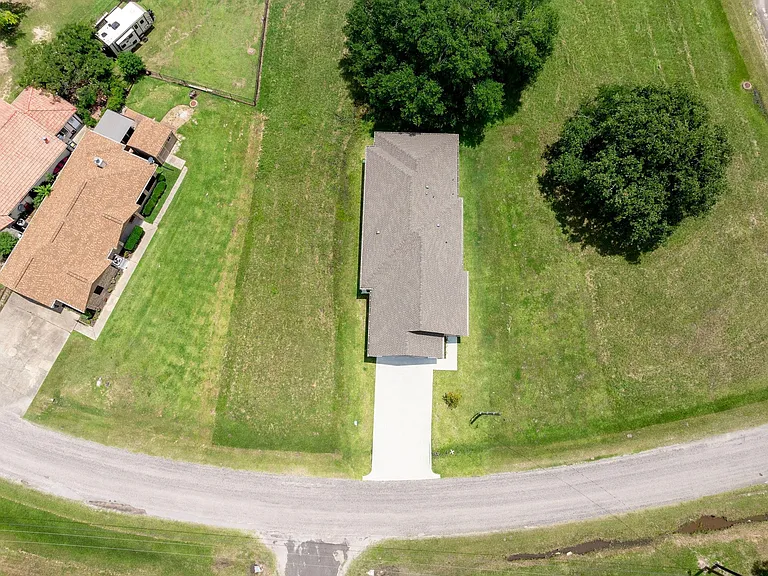 68 Fairway Dr — Photo 44