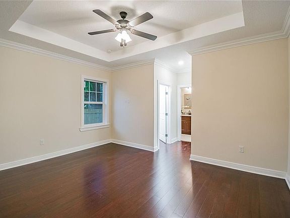 2nd image of 6412 S Himes Ave