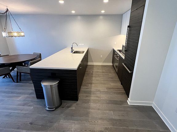 5th image of 1688 Pine St #3