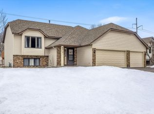 9018 Jareau Ave S, Cottage Grove, MN 55016