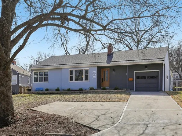 103 W Navajo Ln, Kansas City, MO 64114