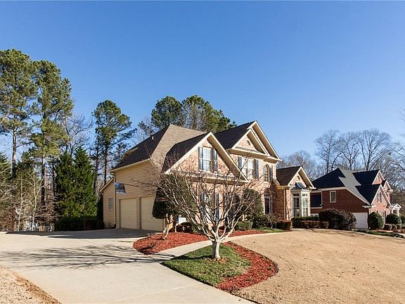 2nd image of 485 Meadowmeade Ln