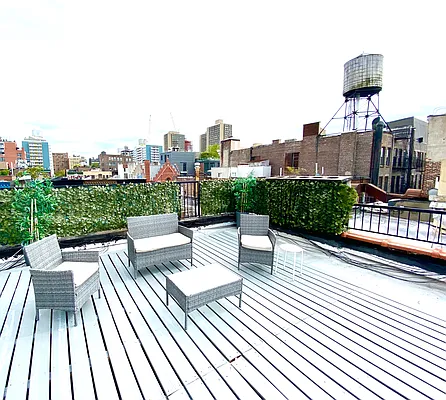 Rented by REAL New York | media 20