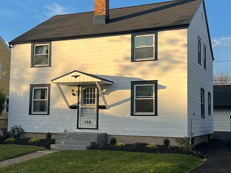 139 Mayville Ave — Photo 14