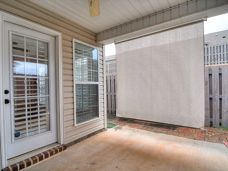 115 Redglobe St — Photo 29