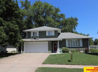 2022 E 19th St, Fremont, NE 68025