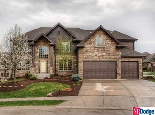 19321 Briggs St, Omaha, NE 68130