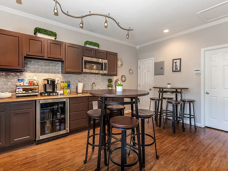 Come Home to Pikes Place on San Miguel — Photo 14