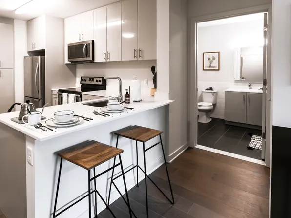 158 8th Street image 2 of 17