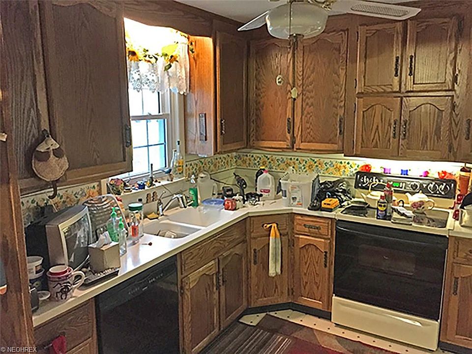2nd image of 7284 Columbus Rd