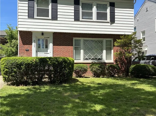4049 Bushnell Rd, University Heights, OH 44118