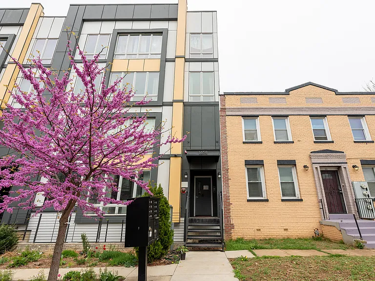 1658 K St NE #2 — Photo 21