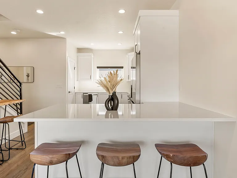 840 Twin Lakes Dr #401 — Photo 11