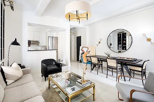 1st image of 25 5th Ave APT 8H