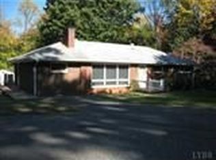 1206 Grove Rd, Lynchburg, VA 24502