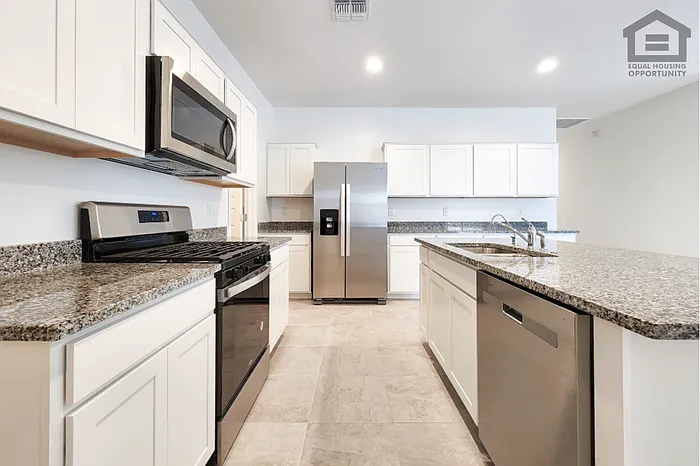 40110 W Shaver Dr — Photo 11