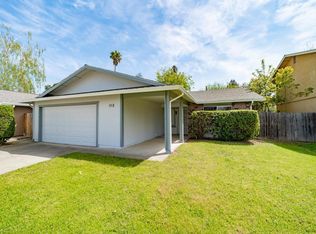 9416 Mira Del Rio Dr, Sacramento, CA 95827