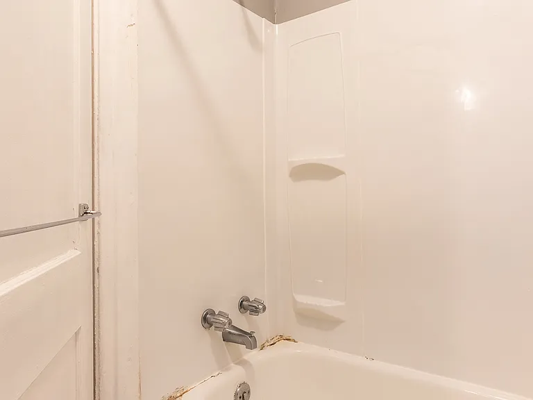 1207 Kelton Ave #4 — Photo 9