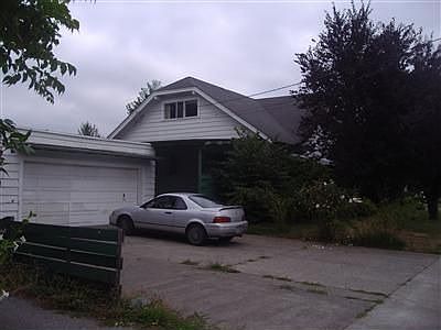 2nd image of 323 7th Ave NW