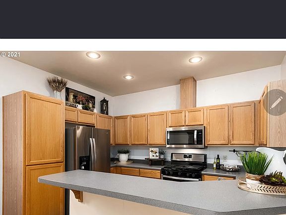 3rd image of 5292 Wales Dr