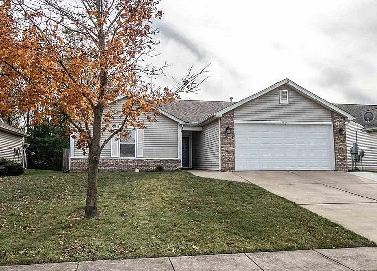 2315 Temple Ct E — Photo 1