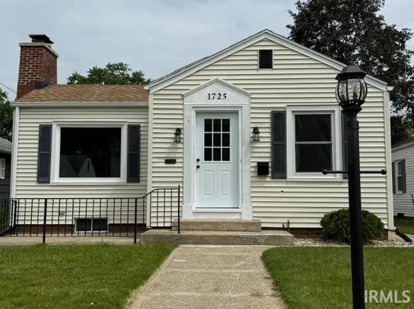 1725 E Ewing Ave, South Bend, IN 46613