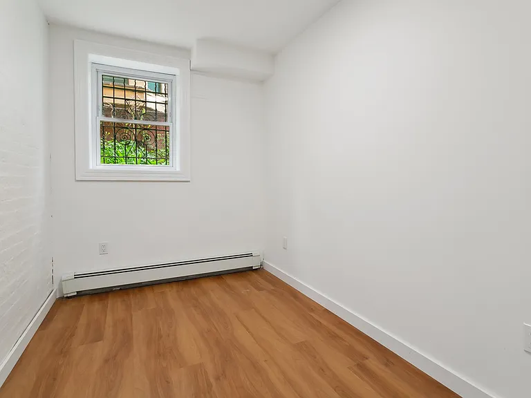 110 Summit Ave #G — Photo 18