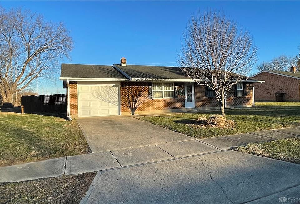 1st image of 205 Indian Hill Dr