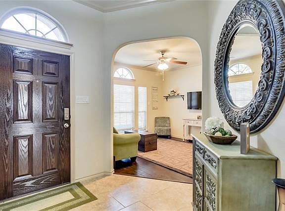 3rd image of 6805 Glen Eagle Dr