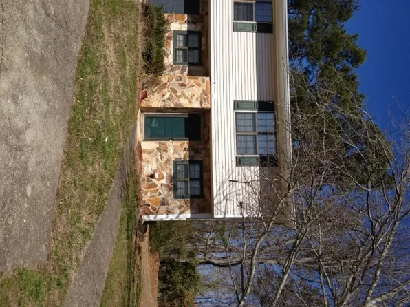 2506 Hidden Cove Ct, Gainesville, GA 30501