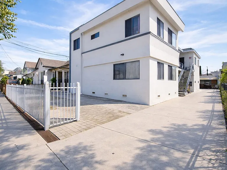 1224 S Normandie Ave #2 — Photo 15