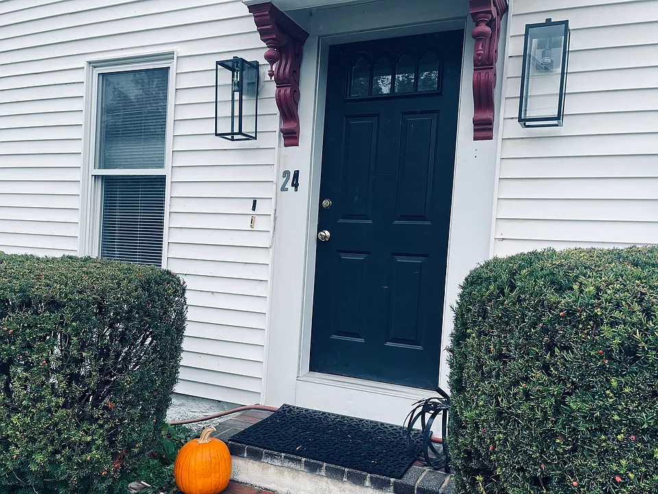24-26 Horace St #1