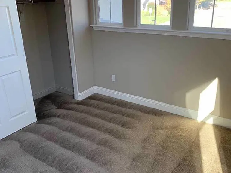 801 Raccoon Valley Dr — Photo 2