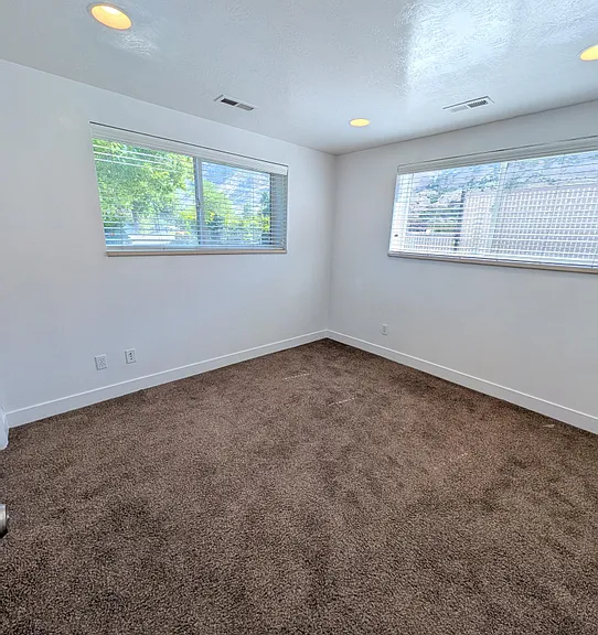 1000 E Center St #1 — Photo 17
