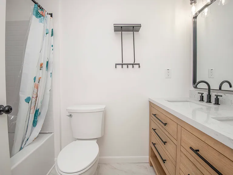 121 Ida Hertzler Ln — Photo 10