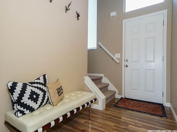 2nd image of 2118 W Foxwood St