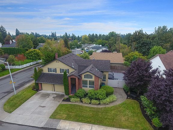 2nd image of 2617 NE 91st St