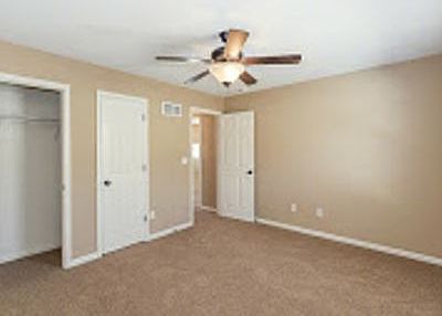 3rd image of 7123 N Bedford Ave