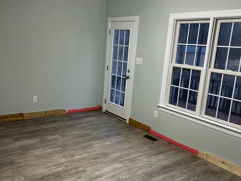 308 Madison Ct — Photo 11