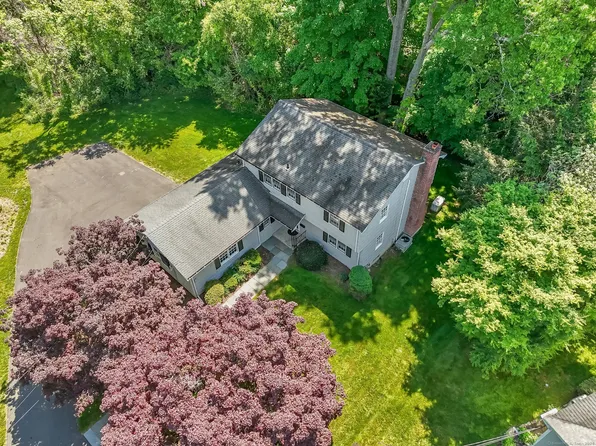 51 Brandywine Road, Stamford, CT 06905