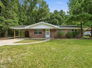 106 Andrews Ave, Defuniak Springs, FL 32433
