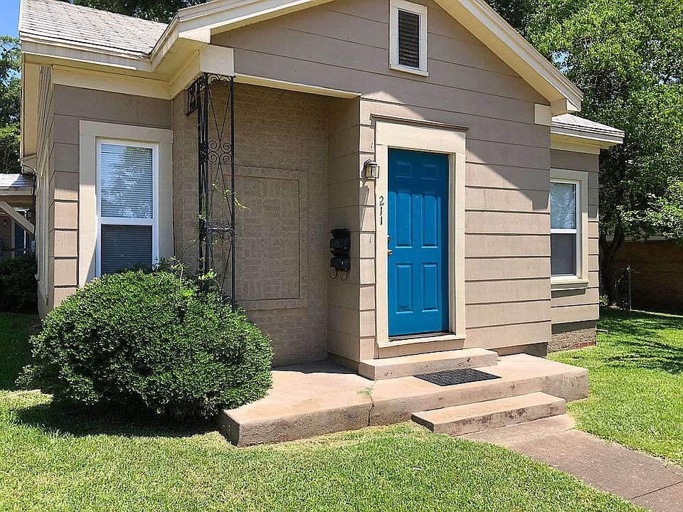1st image of 211 Wettermark St